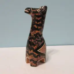 vintage carved soapstone figure giraffe signed jungle safari animal