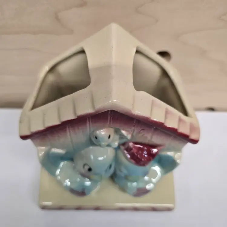 Shawnee USA Wallpocket Lovebirds Blue Birds