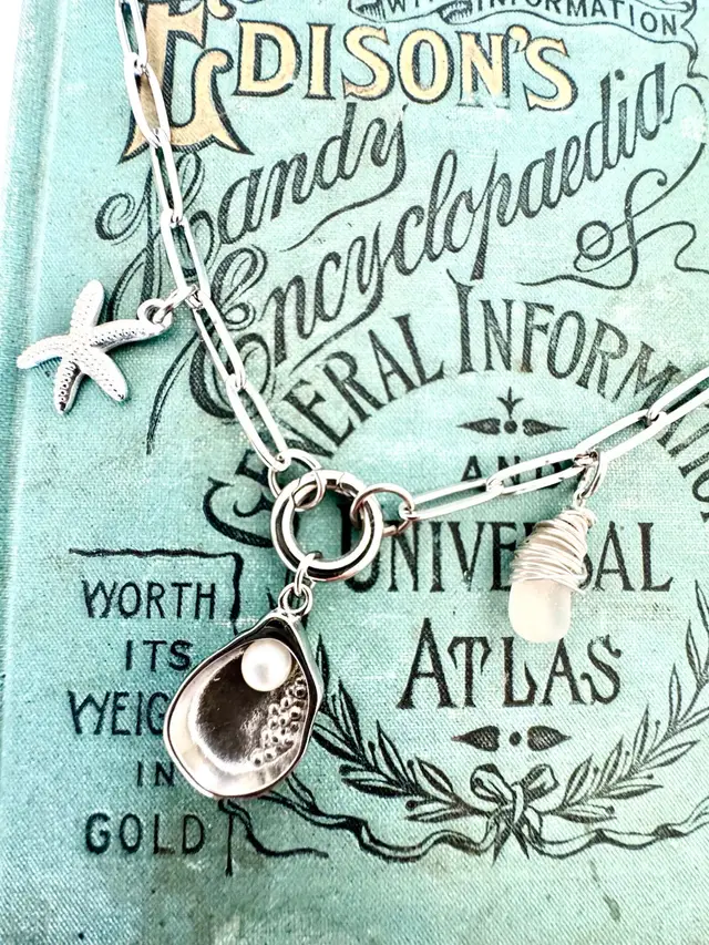 Silver Sea Glass And She’ll With Pearl Finished With Starfish #181