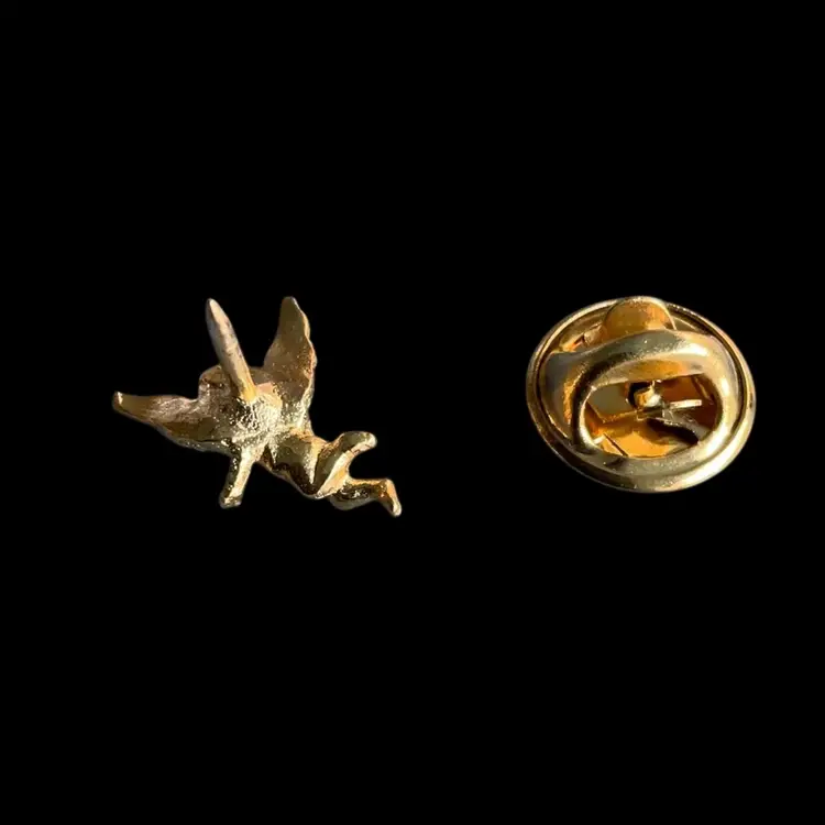 Costume Gold Tone Angel Pin .5”