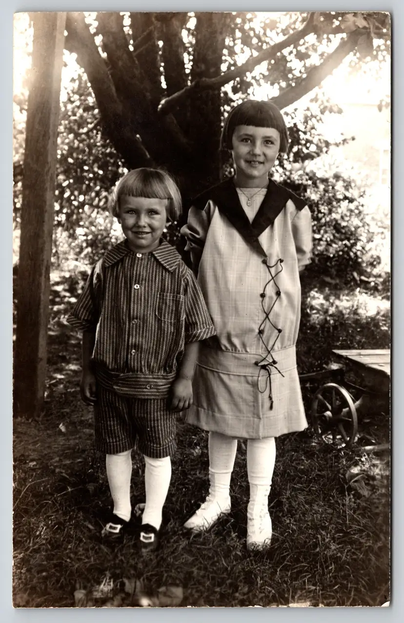 Postcard RPPC Happy Sisters Standing Outside Real Photo Bowl Cut - 9172