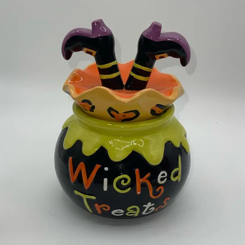 Halloween Candy Jar Witch Pumpkin WICKED TREATS Ganz Ceramic 6.5”