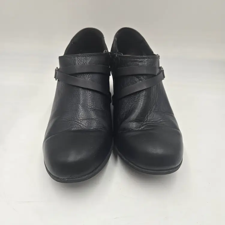Clarks Collection Valerie 2 May Black Leather Ankle Boot Size 8.5 M Comfort Clog