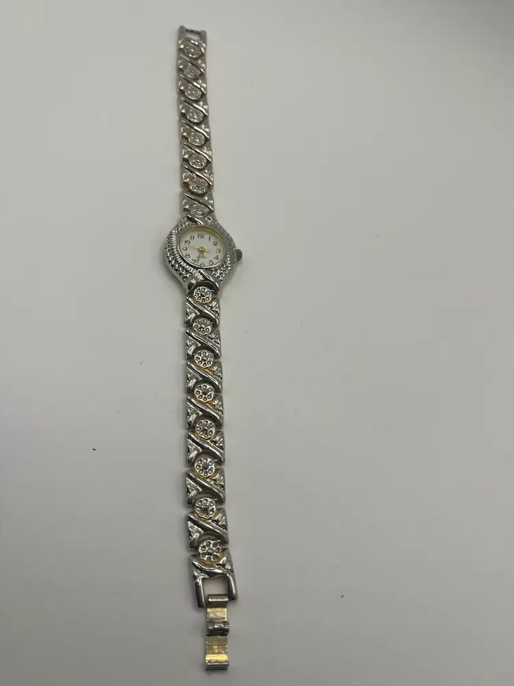 Bell Rose quartz Silver Tone Ladies Watch