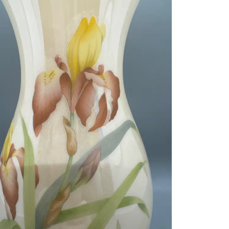 Vintage CAMBRIDGE GLASS Hand Blown Painted Iris Beige Vase 8 3/4” High