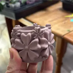 Mini Pot Or Candle Holder . Gently Used