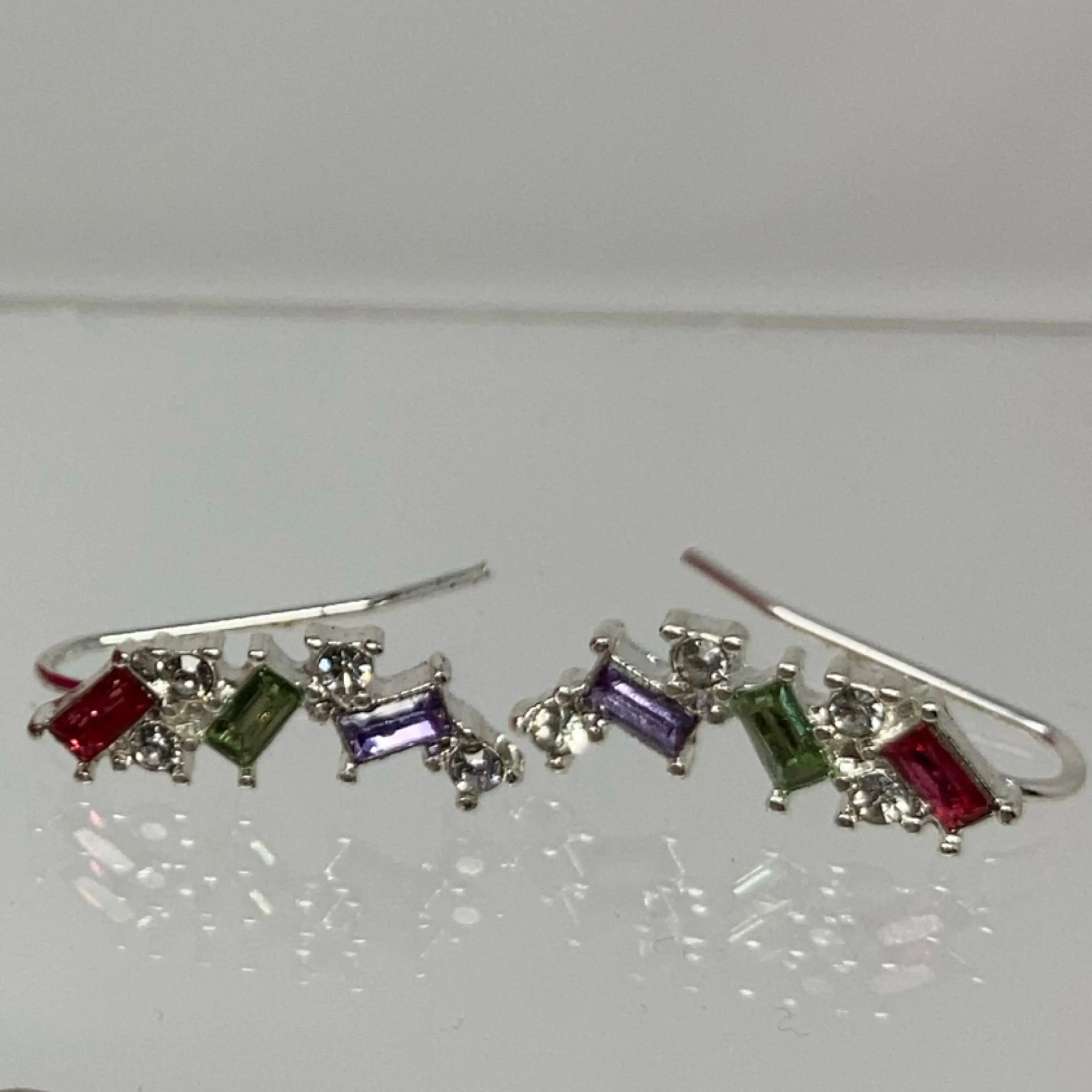 Image 1 of 6