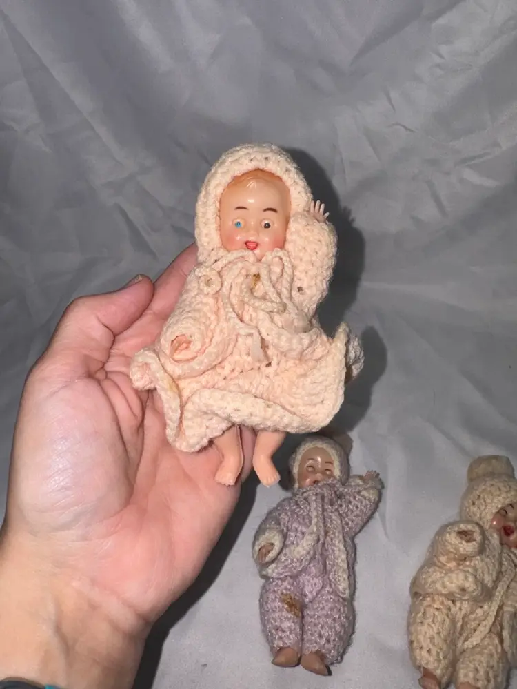 VTG Set Of 3 Miniatures Peeper Dolls With Crocheted Outfits