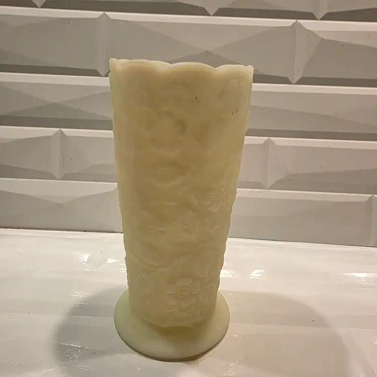 Vintage Fenton Uranium Glass Peacock Vase 8" Custard Glass