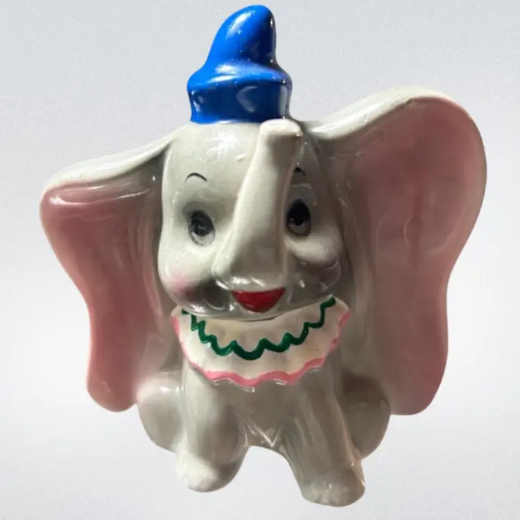 Dumbo The Flying Elephant Figure