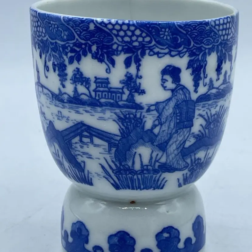 Willow Pattern Egg Cup Made In Japan Vintage Tranfer Ware