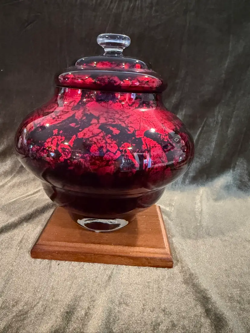 Gorgeous Italian Red Mercury Glass Lidded Jar Handmade/ Handblown  Vintage- Bombay EUC