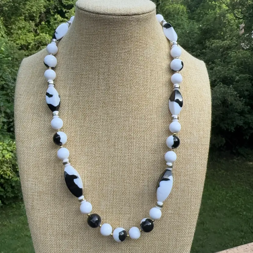 Vintage Black And White Plastic Necklace