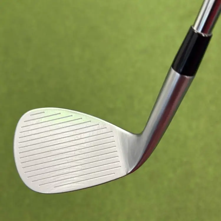 Cobra Snakebite 56’ wedge