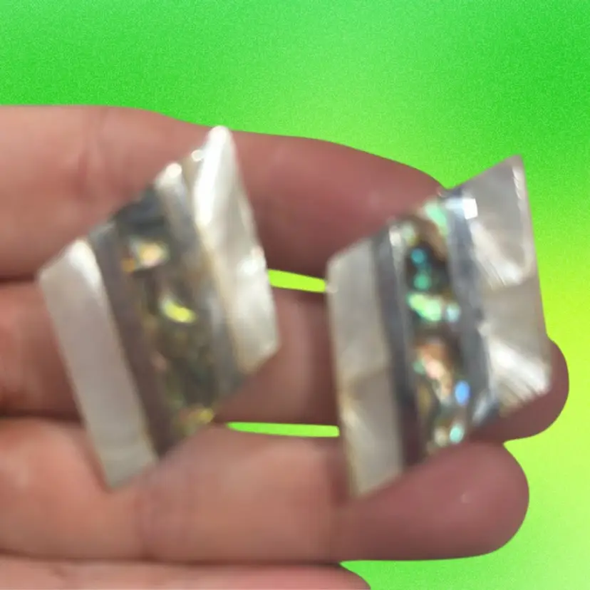 pierced earrings sterling silver and mother of pearls set