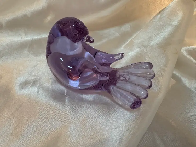 Purple ?Neodymium Art Glass Bird Paperweight figurine