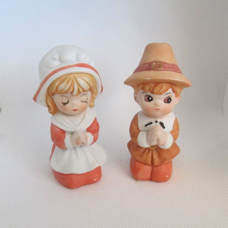 Vintage Brinns ceramic Thanksgiving Praying Pilgrims Figurines