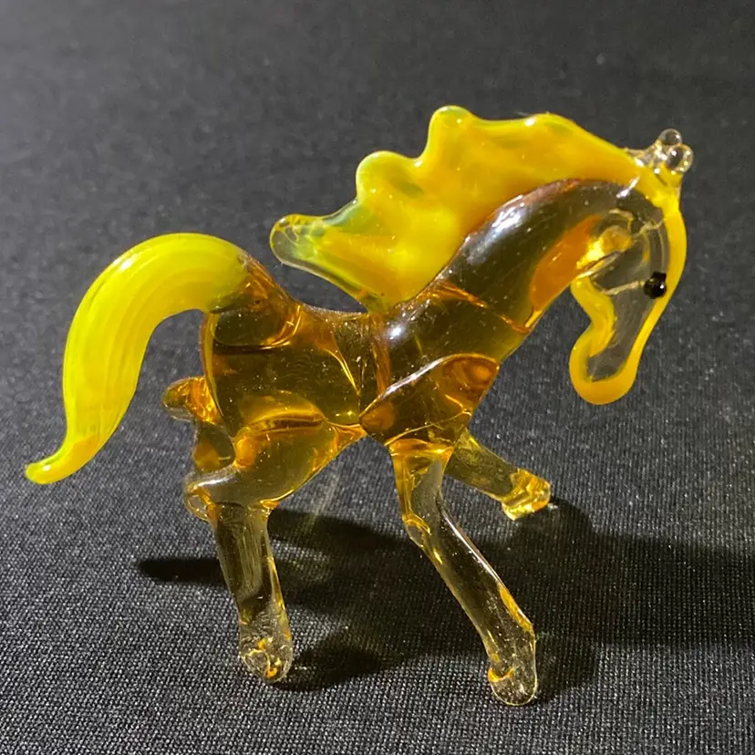 #11-Ukraine- Large Hand Blown Glass Figurine As Pictured