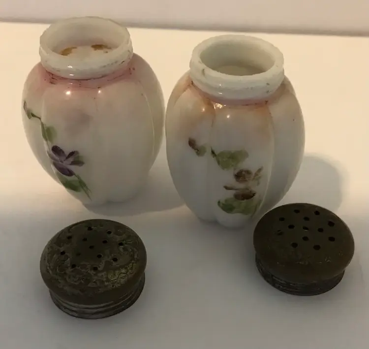 Set Of Victorian Glass EAPG Painted Pansy Paneled Salt/Pepper Shaker