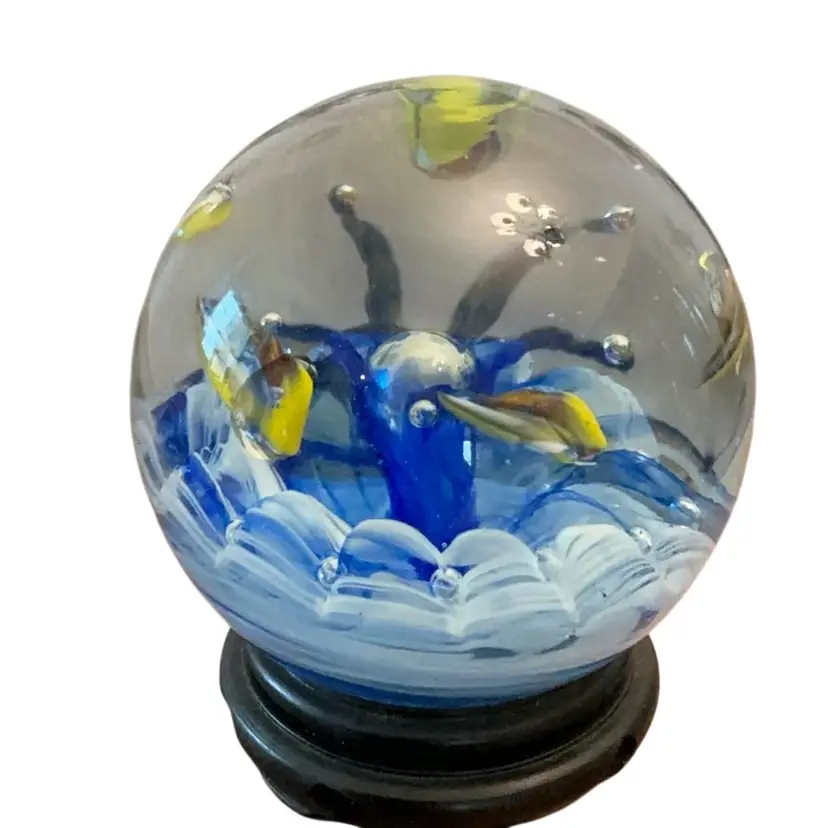 Vintage Boyd 1984 Signed Fish Swimming Paperweight 3”