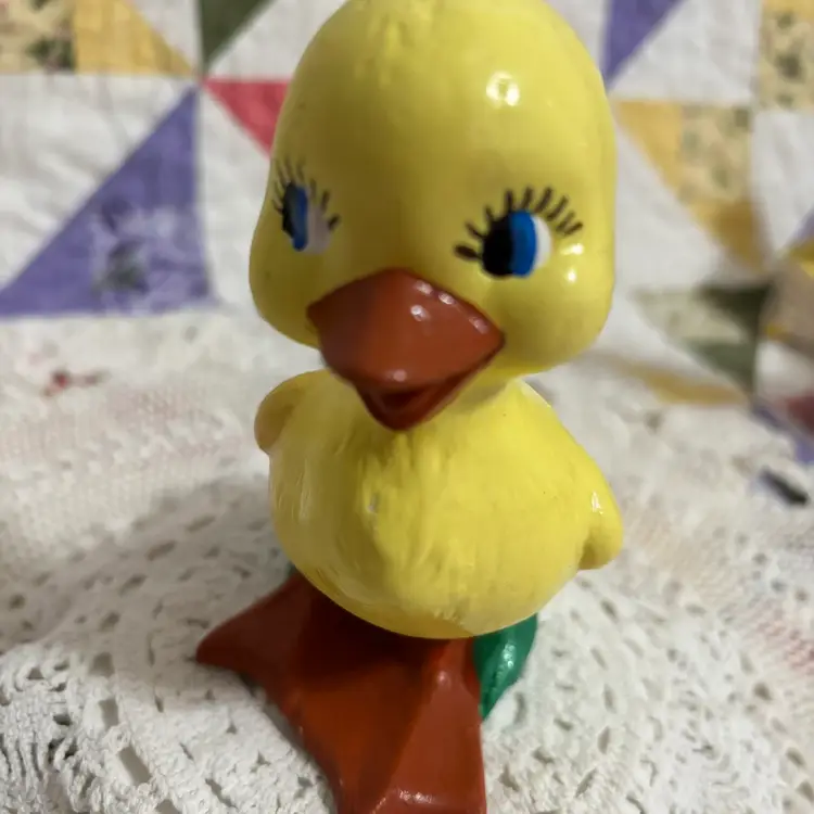 Vtg Hobbyist Painted Small Duck Easter