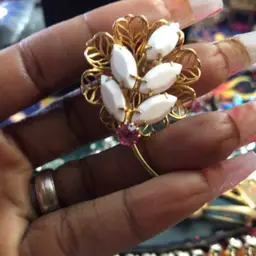 #02 - Vamp Peacock Listing