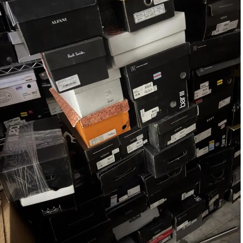 Lot 10 Pair Of Casual And Dress Shoes Men And Women Reseller Wholesale Lot New