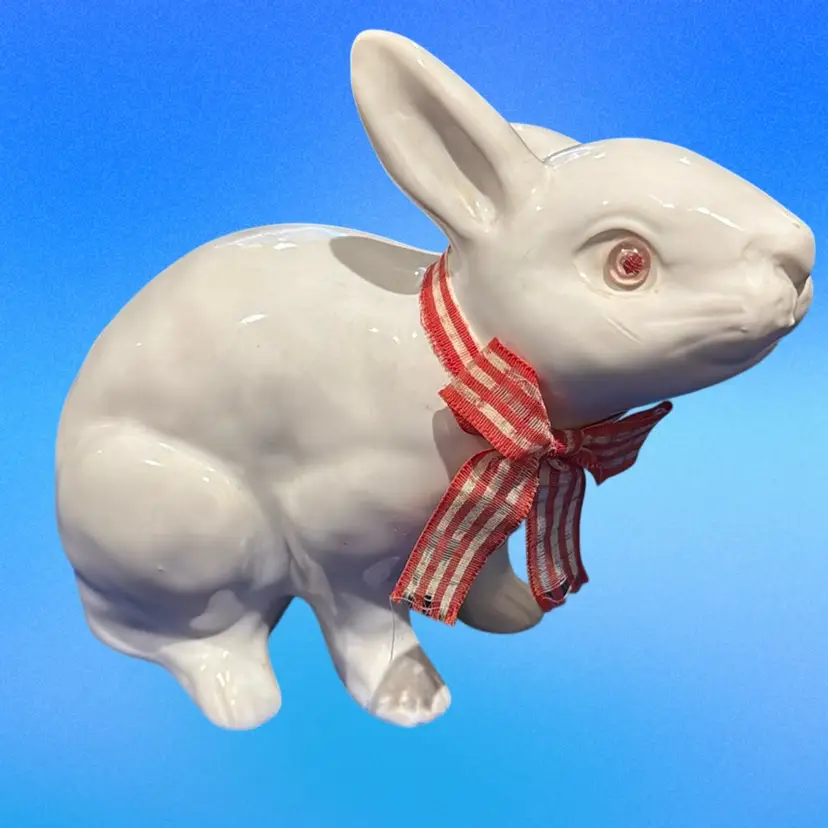 Sigma Tasteseter  Ceramic White Bunny With Pink Eyes  -Japan