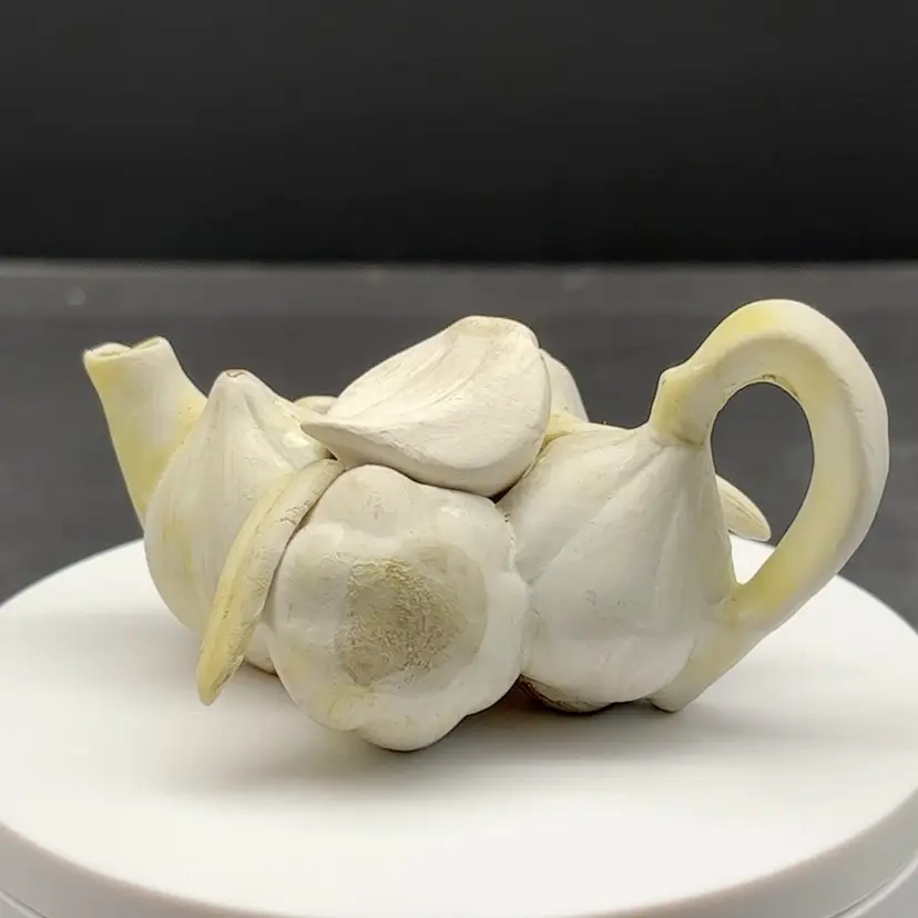 Miniature Garlic Teapot | Handcrafted