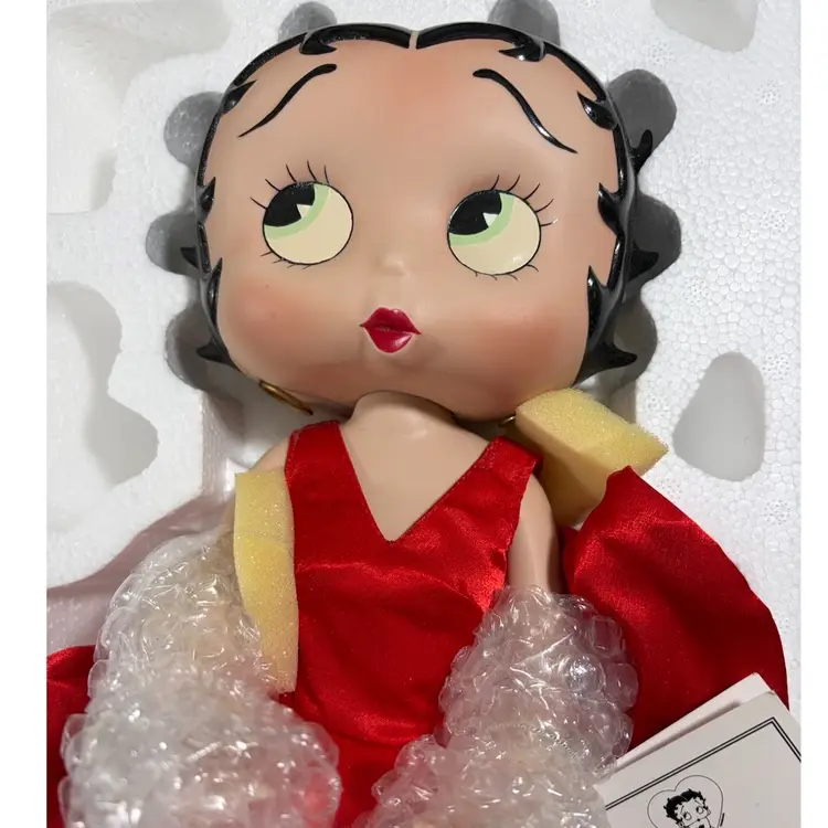 Danbury Mint Betty Boop Porcelain Doll 1995 16.5" 'Toast of the Town' Edition - With Paper Work & Box