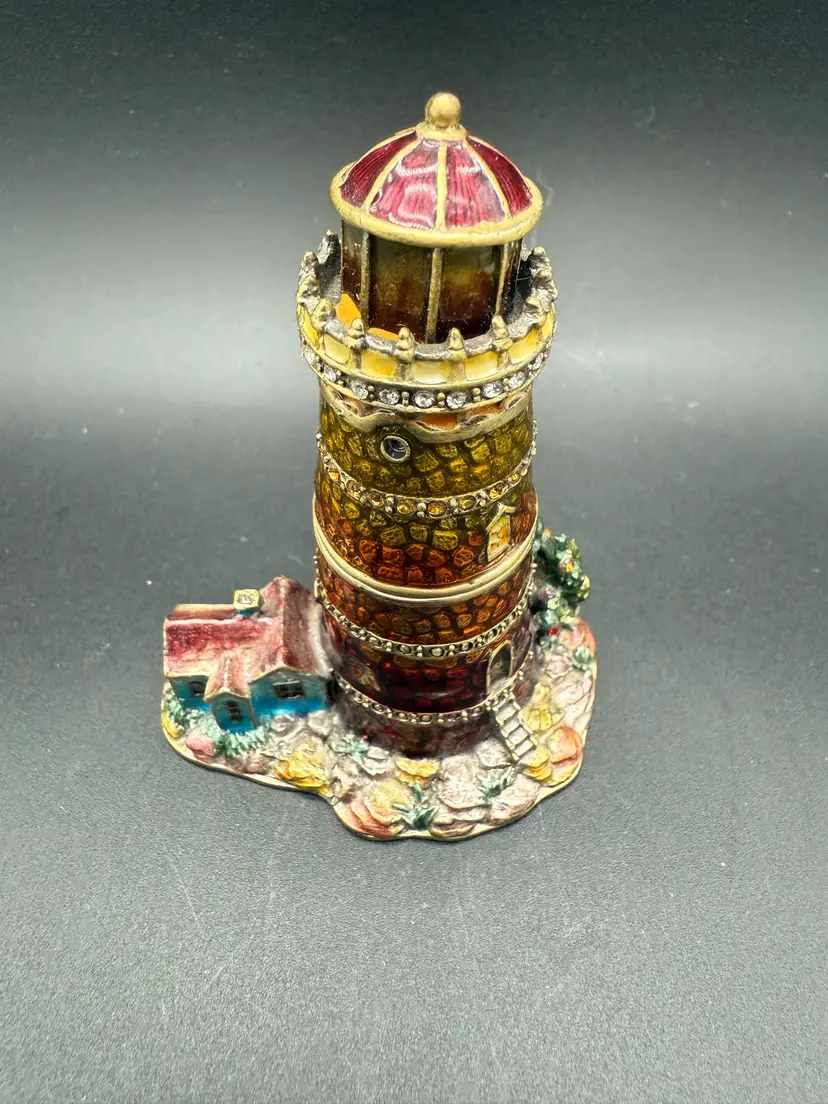 Lighthouse trinket box