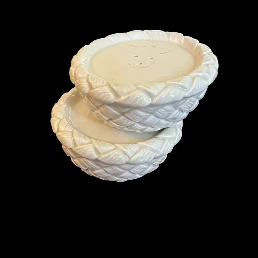 Vintage Fitz And Floyd Basket Salt And Pepper Shakers Cream Color