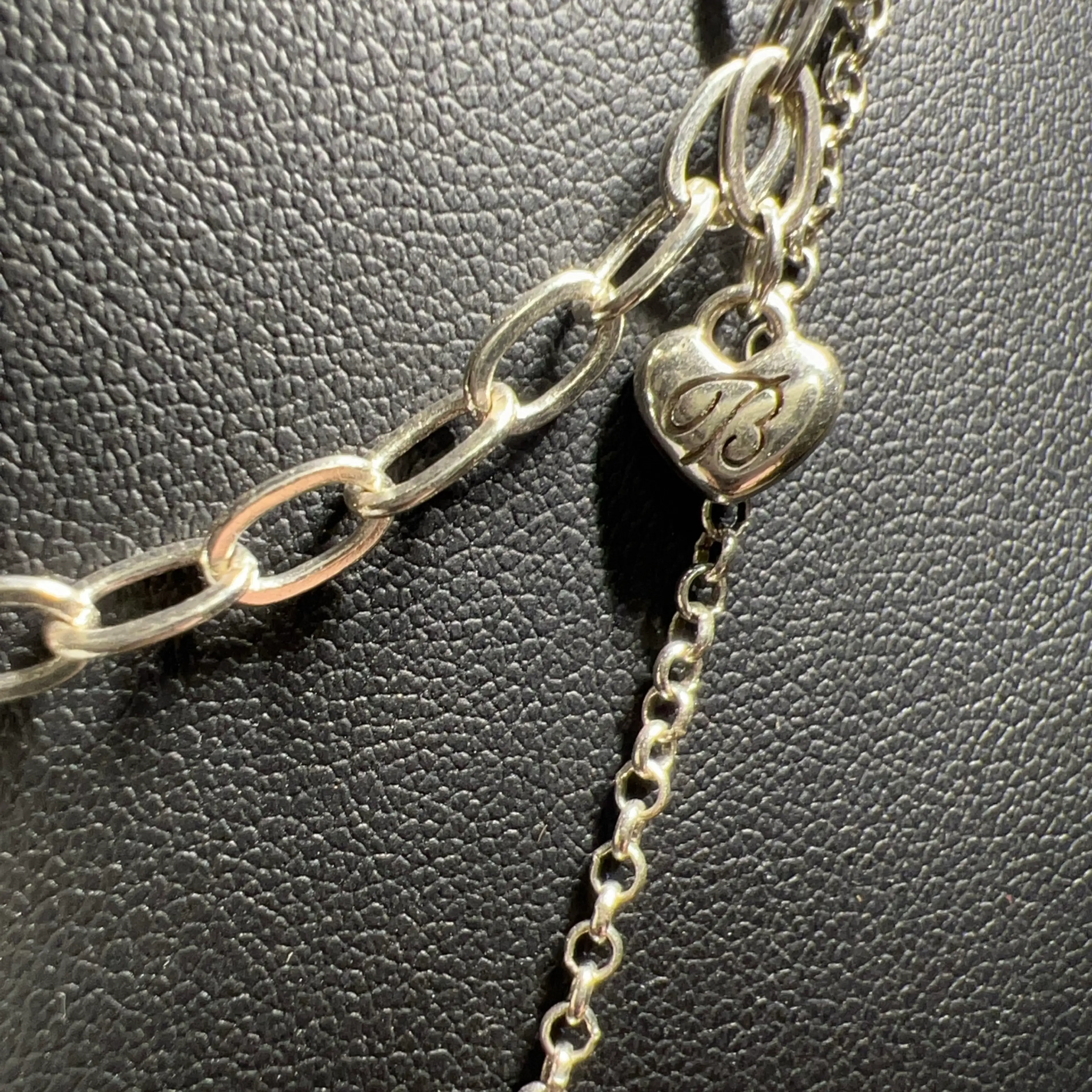 Image 3 of 4
