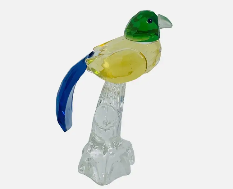 BEAUTIFUL CRYSTAL SONG BIRD PERCHED ON A BRANCH