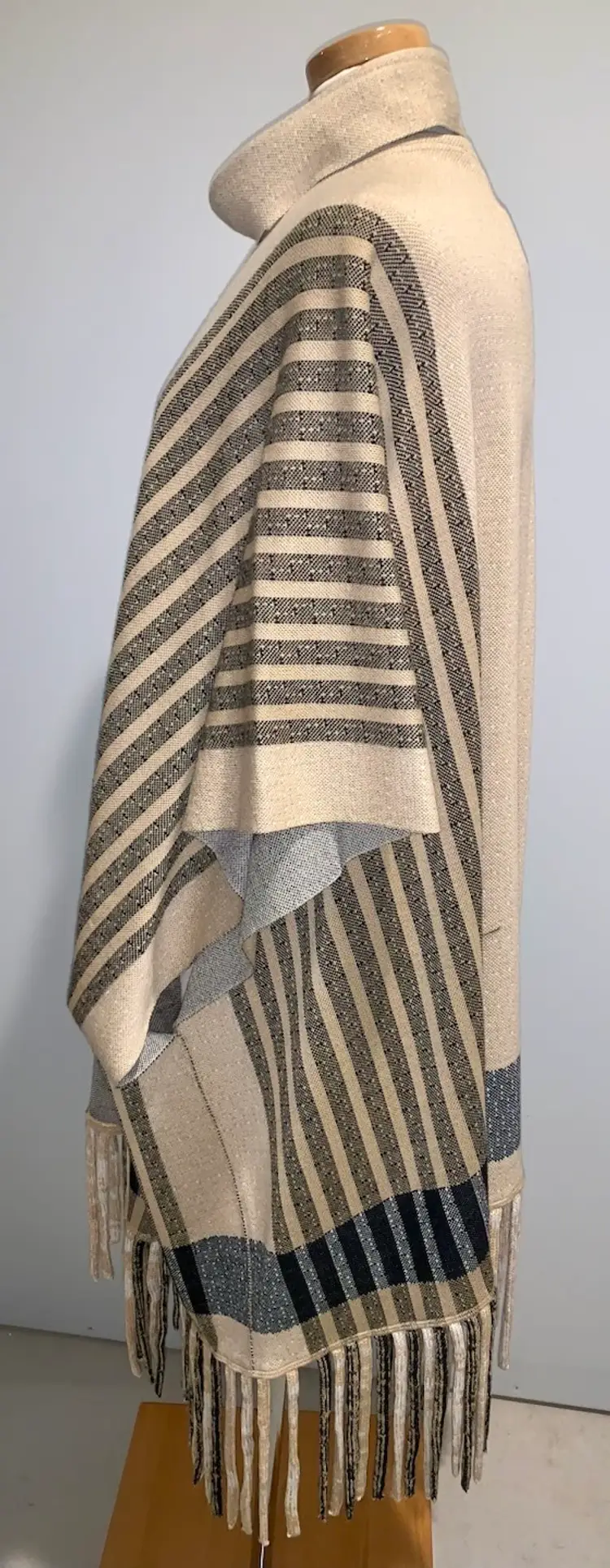 Angel: Women's Sweater Poncho w/Scarf. Made in Turkey