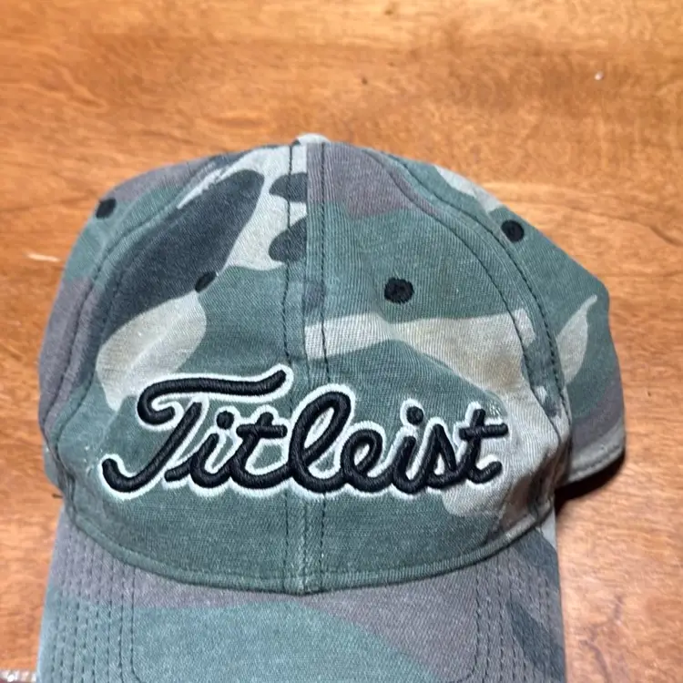 Titleist Blue Camo (FOLDS OF HONOR) Strap Back Adjustable Hat.  LIMITED EDITION (show some wear, But Is In Good Shape.