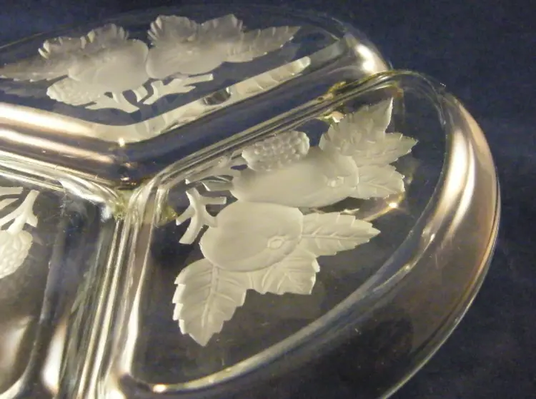 Imperial Glass Intaglio Fruit Applied Handle 3 Part Relish Dish Divided Vintage