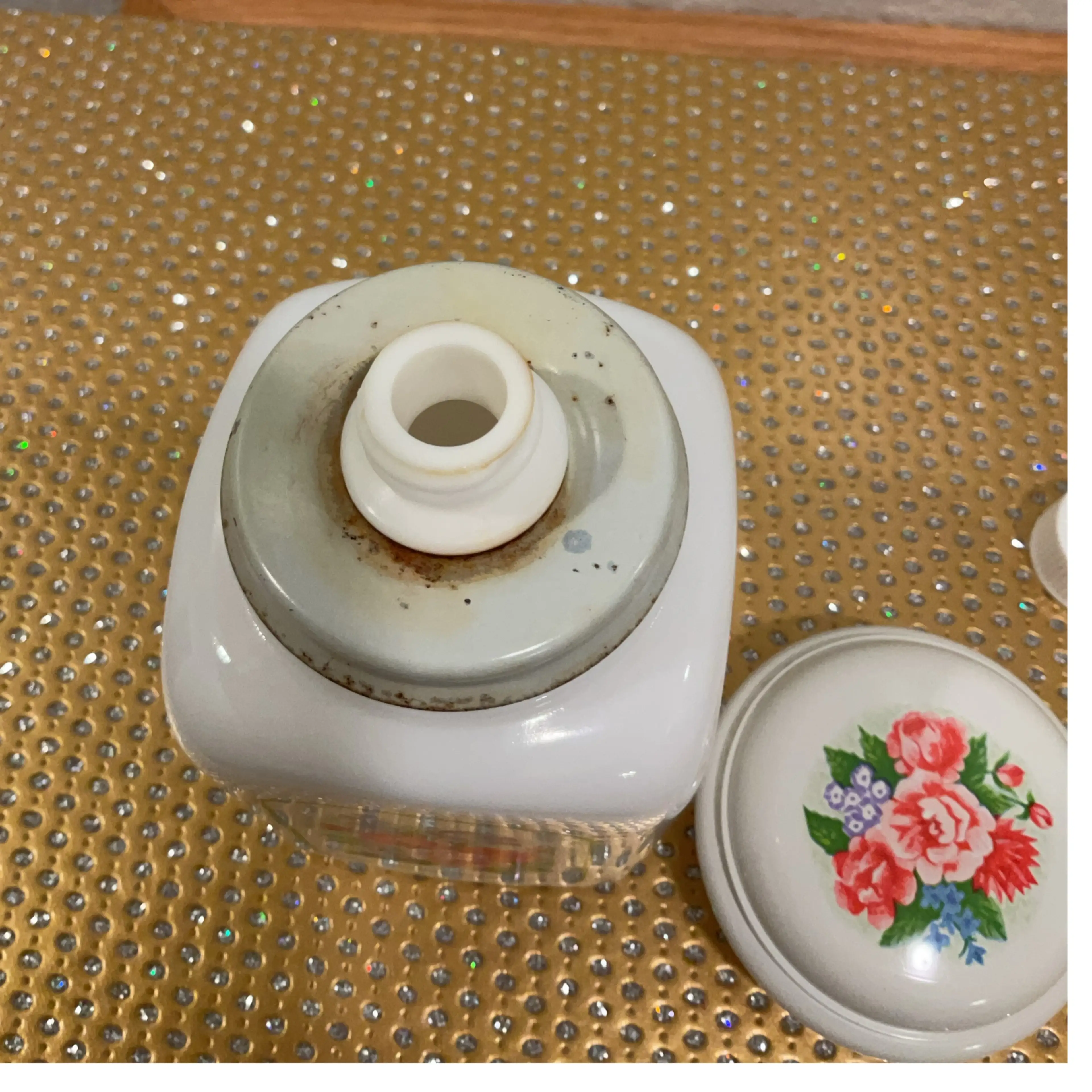 Image 2 of 4