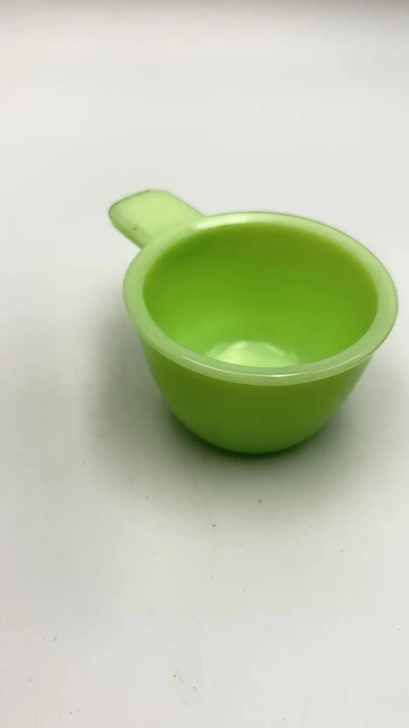 Vintage Jeanette Glass Jadeite Jadite Tab-Handled Measuring Cup Glows 1/3 CUP