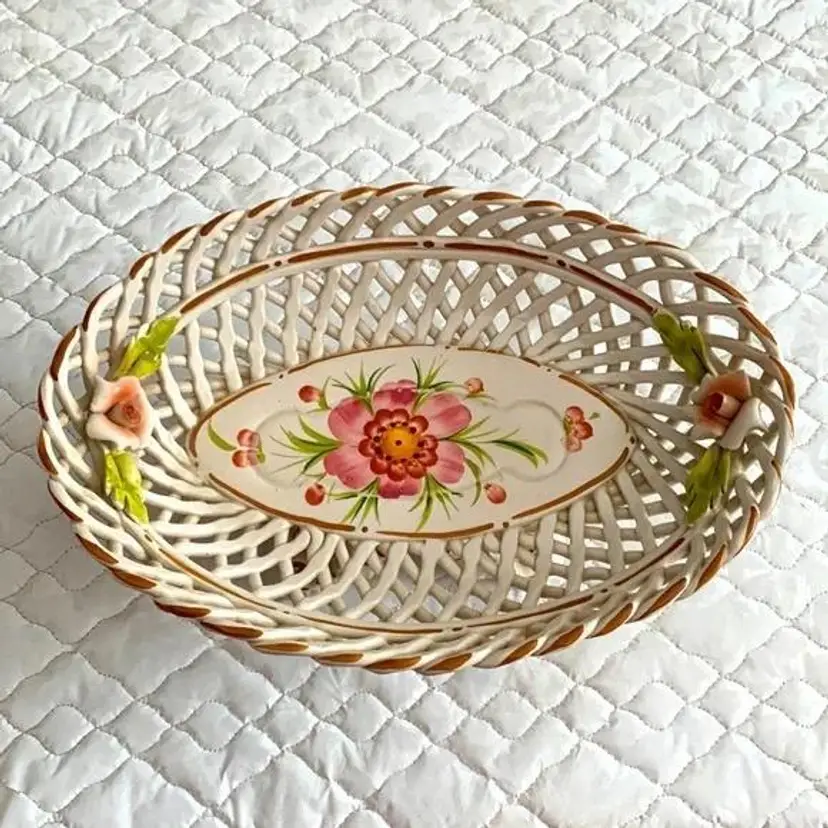 Beautiful Vintage Bassano Italian Ceramic Oval Console Bowl