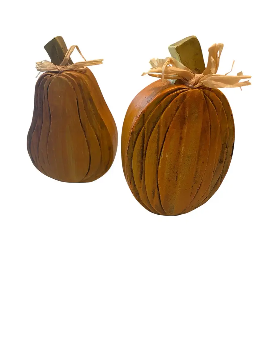 Set of 2| Resin Pumpkins!