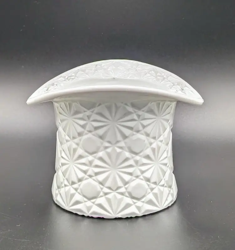 FENTON Large White Milk Glass Daisy and Button Top Hat Dish Vase Decor