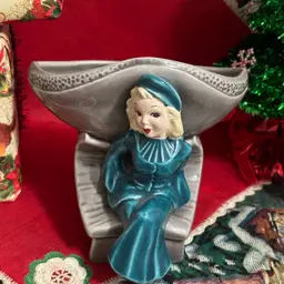 J-Vtg Art deco 1930’s Style Girl Ceramic Planter Wall Pocket Calif. Cope Craft