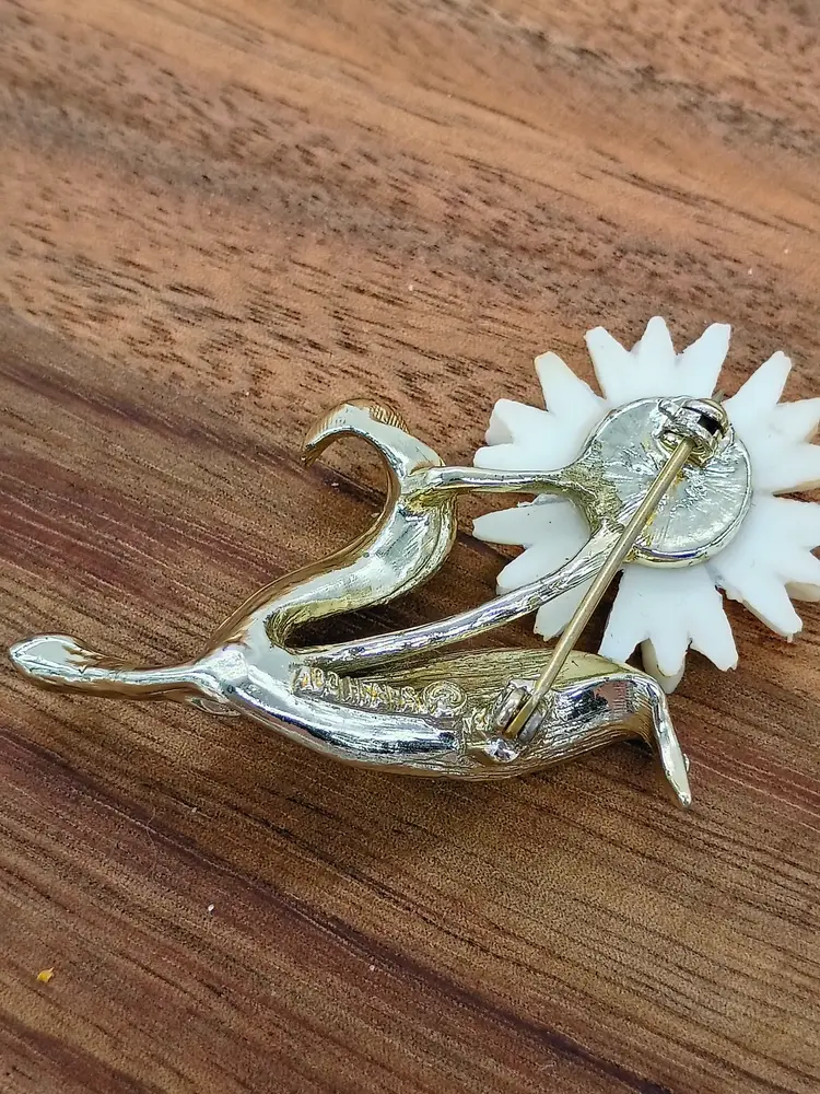 Vintage Sarah Coventry Daisy Flower Brooch Pin Silver Tone