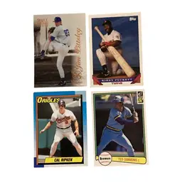 Lot 4 Baseball Cards