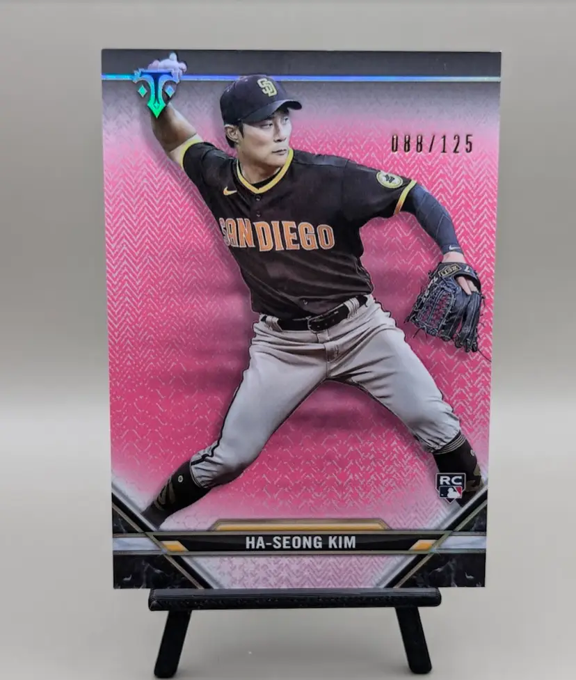 Ha-Seong Kim #/125 2021 Topps Triple Threads Tourmaline #81 - San Diego Padres - (152-463)