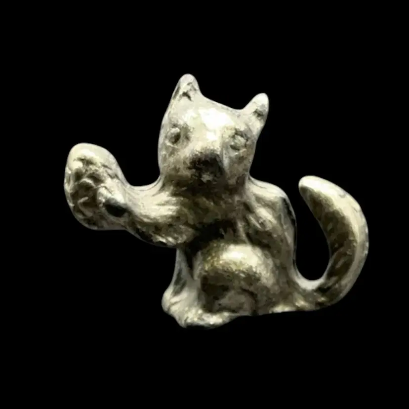 Pewter Squirrel Holding Nut .875” X .75”
