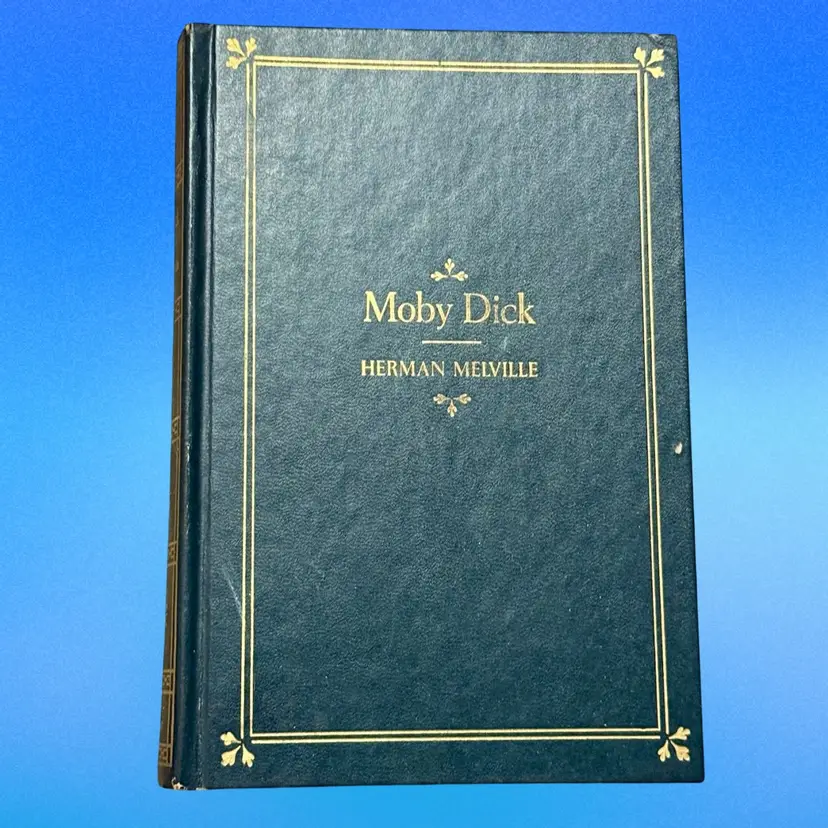 Vintage Hardcover Edition Moby Dick Herman Melville (KK)
