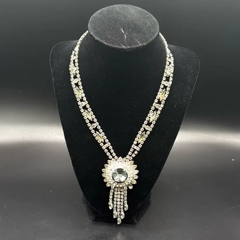 Julianna D&E Rivoli Closed Back Necklace