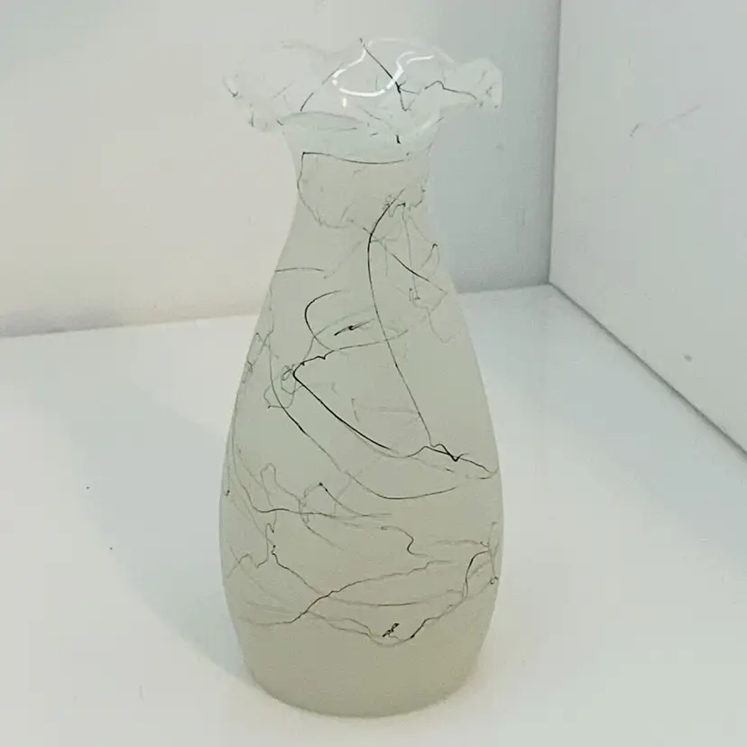 Vintage Anchor Hocking Frosted Glass Black Spaghetti Drizzle vase